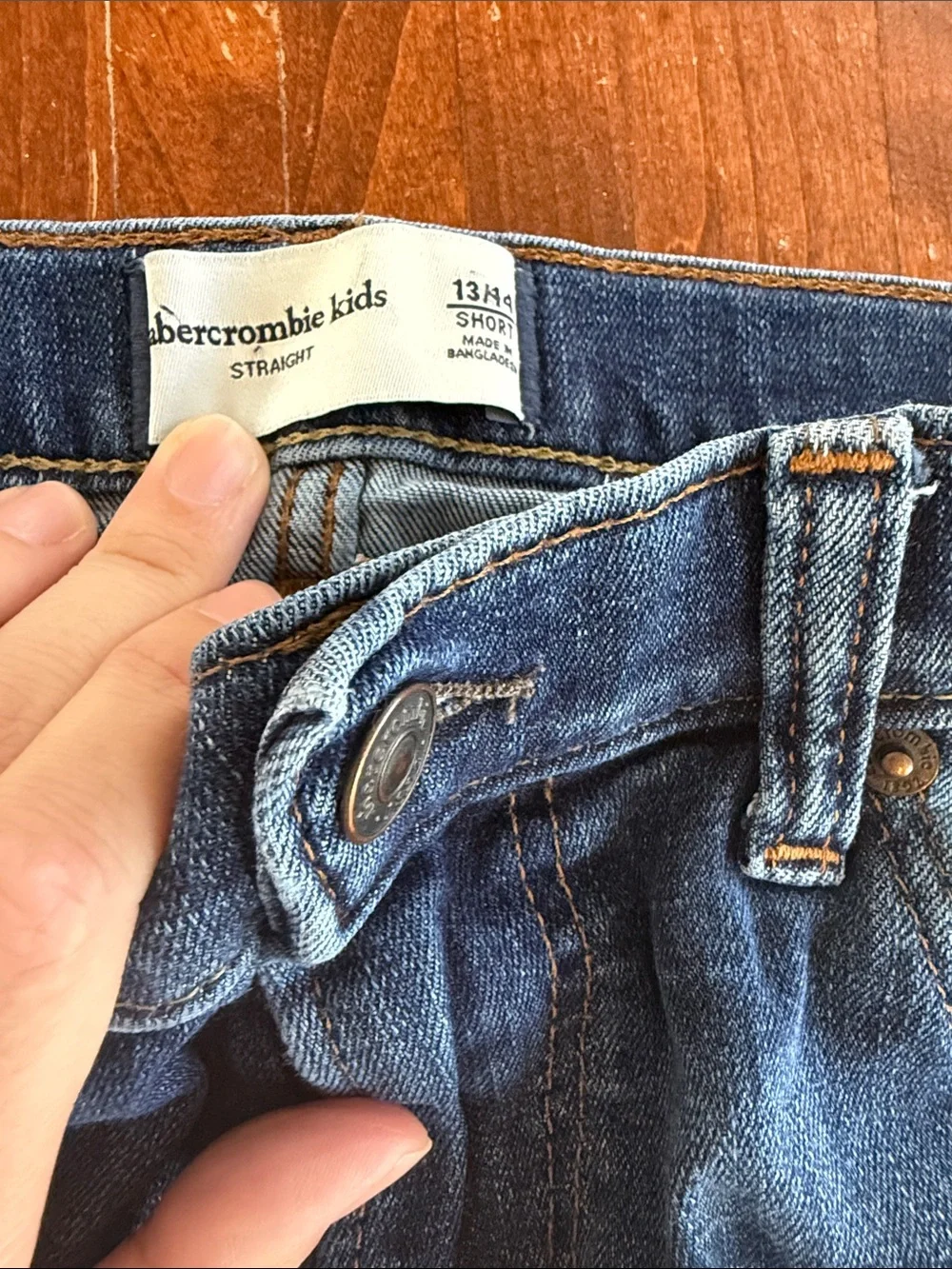 abercrombie kids boy short straight Jeans in Light Blue & Dark Blue